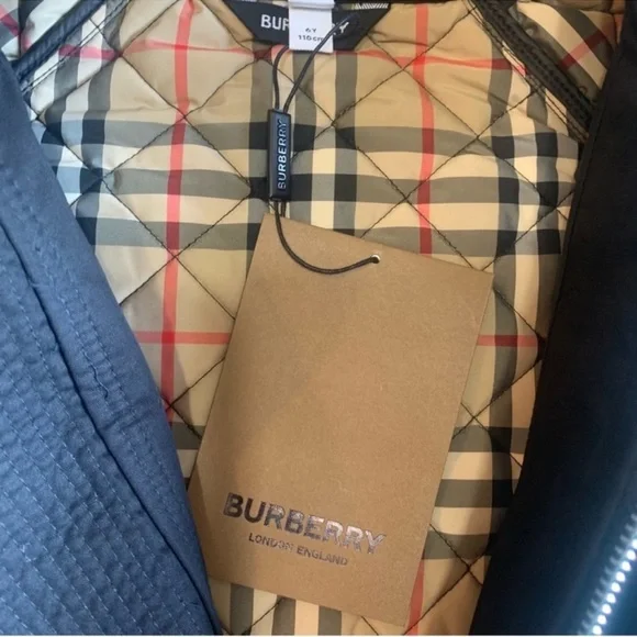 Burberry Trey Diamond Quilted Black Archive Beige Check Logo Coat